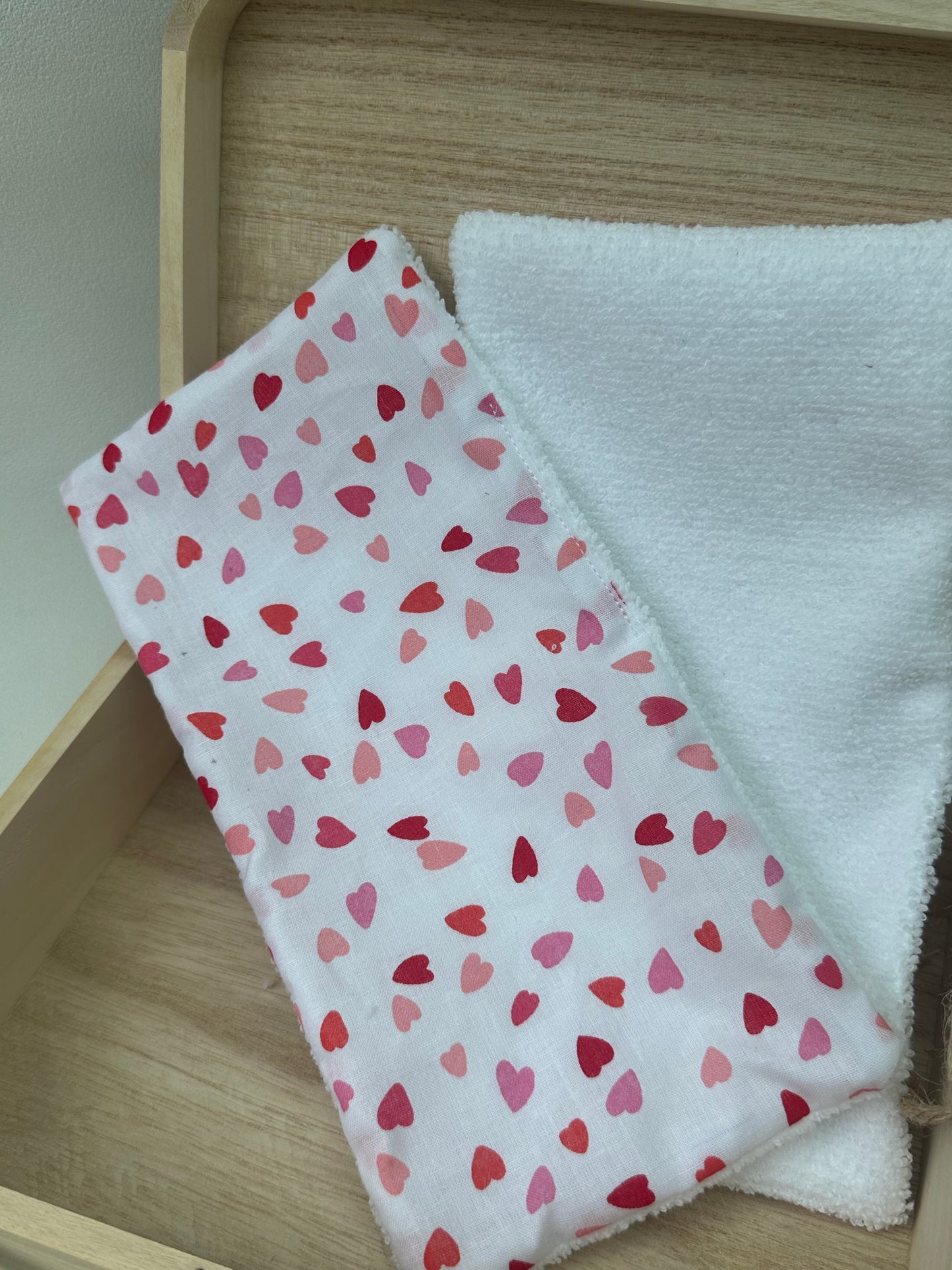 🧽 Feuille Lavable/Essuie tout – Demi-format (avec ou sans pressions) Coeur Rose